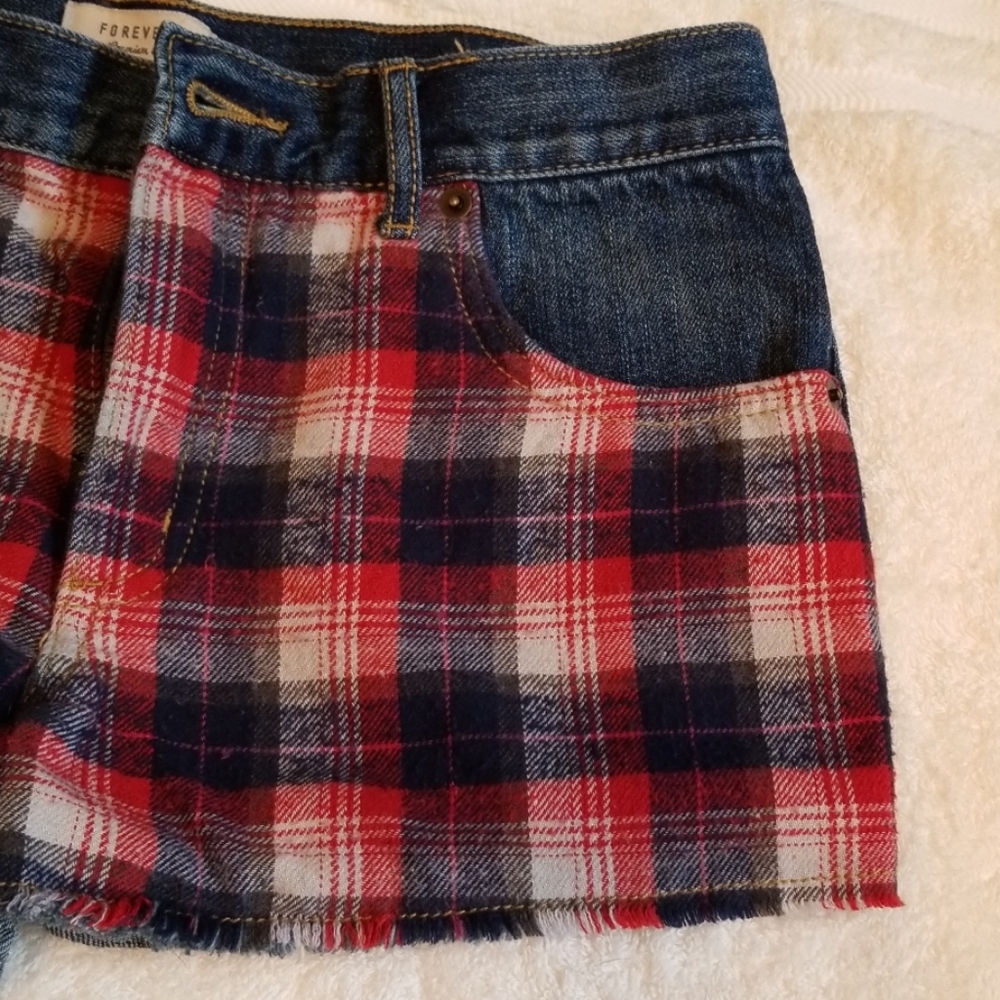 Forever 21 Plaid and Denim Shorts in Size 27 - Picture 6 of 8